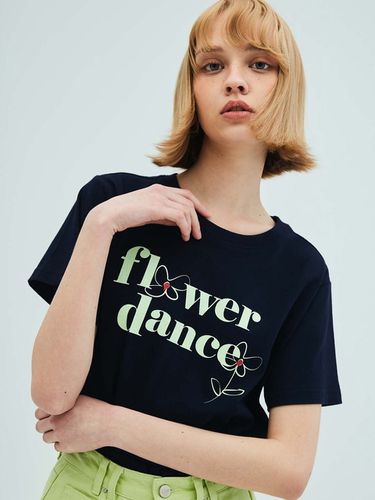 Flower Dance Short Sleeved T-Shirt_Navy - OPENING SUNSHINE - Modalova