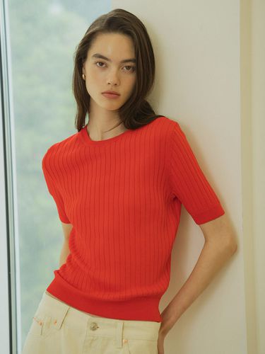 Round Neck Ribbed Knit Top _Red - Siyazu - Modalova