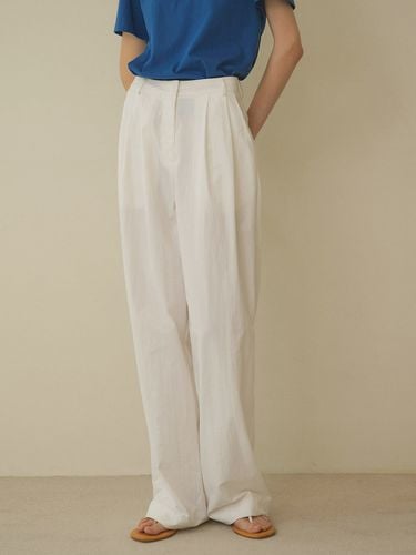 Two-tuck Nylon Slacks _White - Siyazu - Modalova