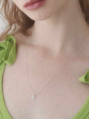 Heart Greenery Necklace 13_ Silver - STILL INSTANT - Modalova