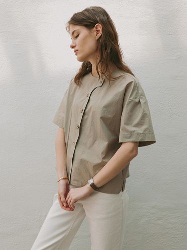 Unique Button Blouse _ Khaki - Laminez - Modalova