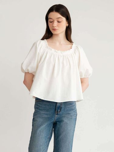 Smoked Shirring A-line Cotton-Polyester Blouse [Beige] - AMONG - Modalova