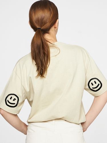 Elbow Dot Smile Drawing T-Shirt _ - GRAVER - Modalova