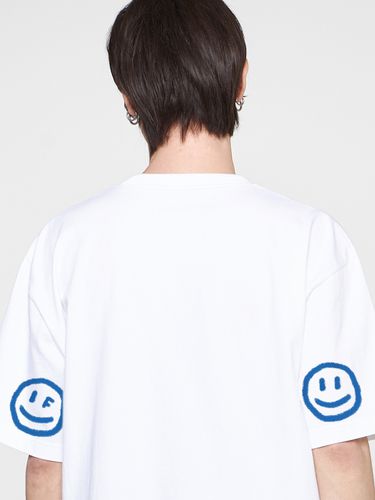 Elbow Dot Smile Drawing T-Shirt _ - GRAVER - Modalova