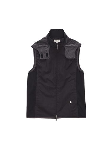 Nylon Guider Vest For Women_Black - Matin Kim - Modalova