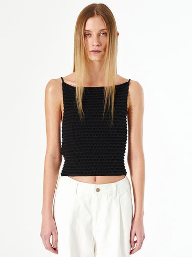 Back Strap Crochet Knit Top _ Black - DIAGONAL - Modalova