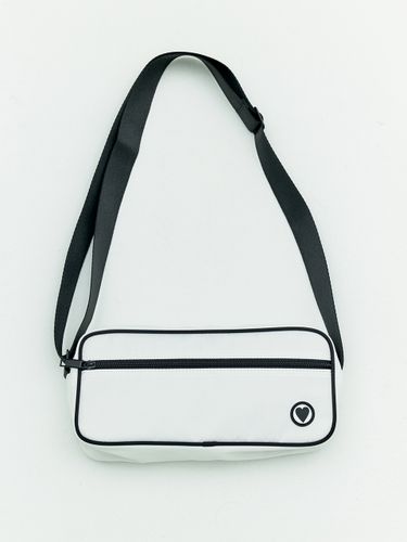 Rectangle Bag_White - HOLLY LOVES LOVE - Modalova