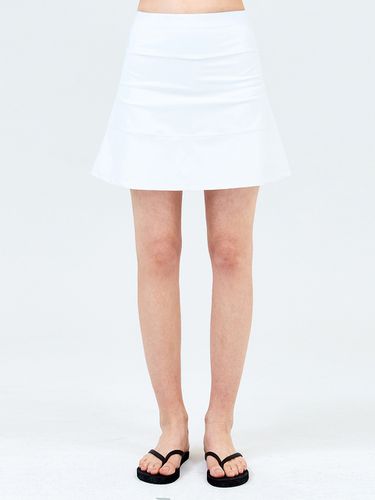 Sport Tiered Skirt- White - CLOVE - Modalova