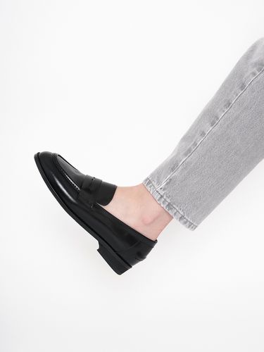 Devin Loafers _ Black - rareness - Modalova