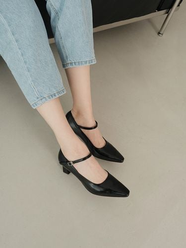 Linda Pumps _ Black - rareness - Modalova