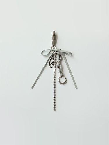 Suede Ribbon Key Ring _ Sky Blue - YUSE - Modalova