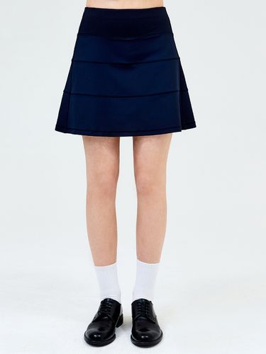 Sport Tiered Skirt - Navy - CLOVE - Modalova