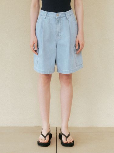 Cargo Pocket Denim Shorts _Light Blue - LE - Modalova