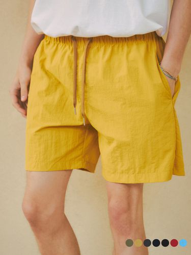 Unisex Everyday Woven Banding Short Pants - WEDNESDAY OASIS - Modalova