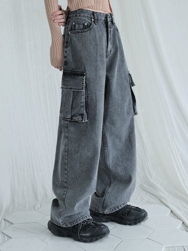 Snow Cargo Denim Pants_Black - AVANDRESS - Modalova