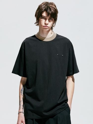 Rib Bold Neck Pierced T-shirt_Black - S SY - Modalova