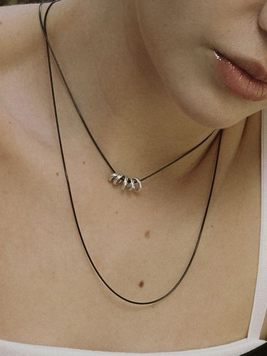 Layered Chain Necklace_ Black - cellmute - Modalova