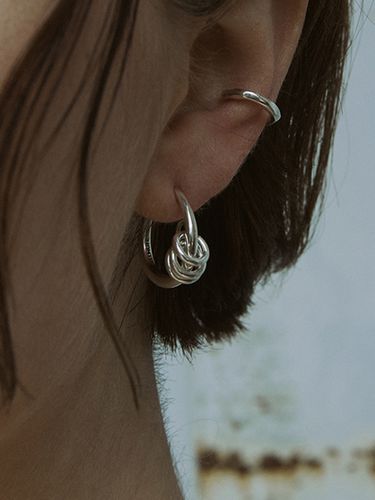 Romance In The City Earrings OE08_ - cellmute - Modalova