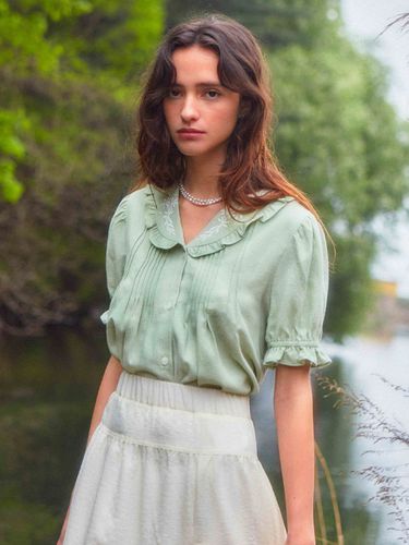 Embroidered Pintuck Puff Blouse_Green - VITALSIGN - Modalova