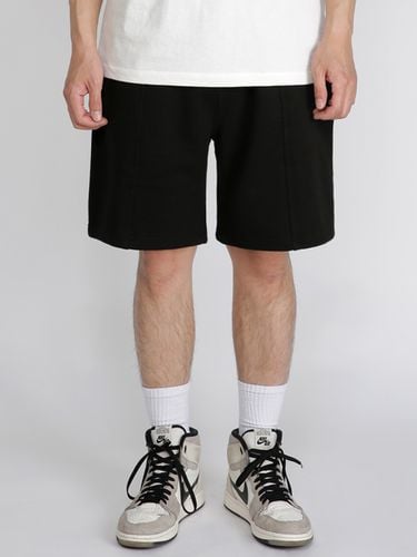 Essential Short Sweat Pants (Black) - SORTIE - Modalova