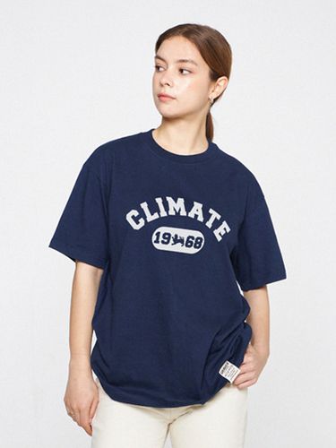 ODNR-UNISEX] CLIMATE Logo 1968 T-shirt_Navy - GRAVER - Modalova