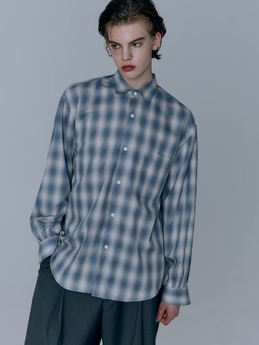 Basic Loosen Delicate Check Shirt_Blue - AREUBAN - Modalova