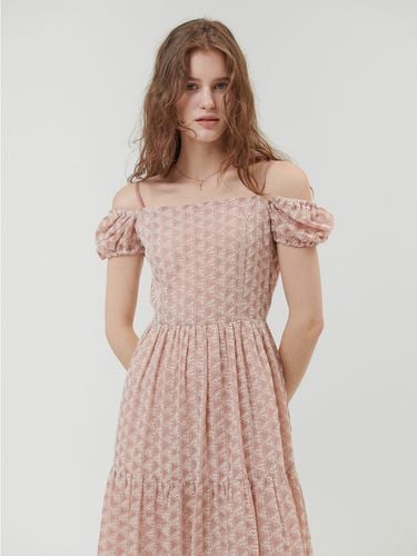 Embroidery Off Shoulder Dress_Pink - ouel - Modalova