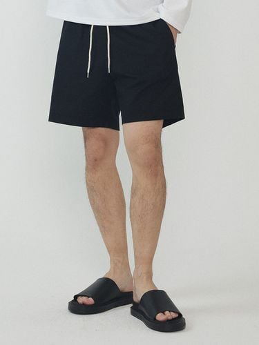 Basic Elastic Banding Shorts - Analogmood - Modalova