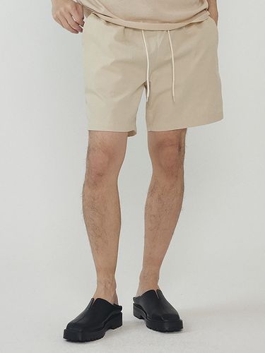 Basic Elastic Banding Shorts - Analogmood - Modalova