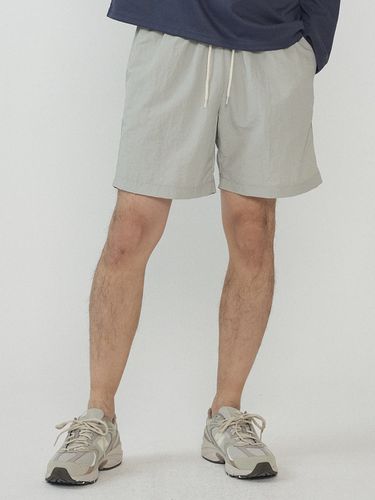 Standard Nylon Shorts - Light Gray - Analogmood - Modalova