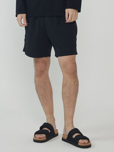 Standard Nylon Shorts - Black - Analogmood - Modalova