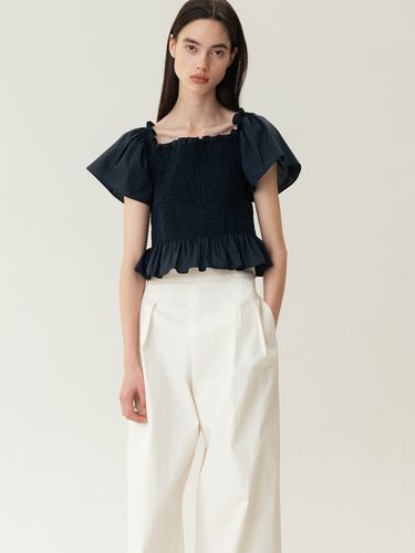 Smocking Ruffle Blouse - Dark Navy - KINDERSALMON - Modalova