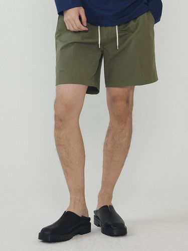 Basic Elastic Banding Shorts - Analogmood - Modalova