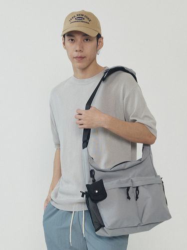 Two Pocket Messenger Bag - Gray - Analogmood - Modalova