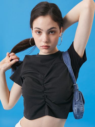 Summer Cool Crop Shirring Slim Top_Black - KOLEAT - Modalova