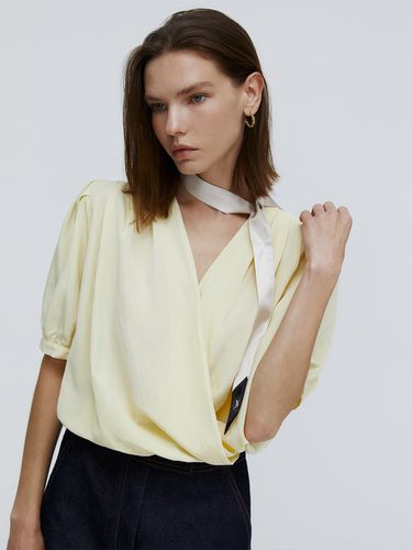 Collar Wrapped Blouse_2 Colors - marieclaire - Modalova