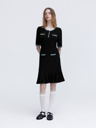 Round Collar Line Dress_2 Colors - marieclaire - Modalova