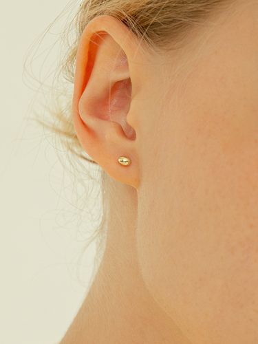 K Gold Pebble Ball Piercing - LUNNE - Modalova