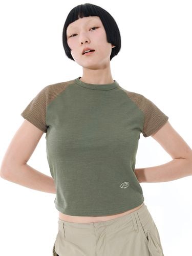 Ex Knit Cap Sleeve Crop T-Shirt - PIECEMAKER - Modalova