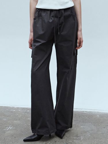 Nicole Minimal Cargo Pants_Charcoal - NICK&NICOLE - Modalova