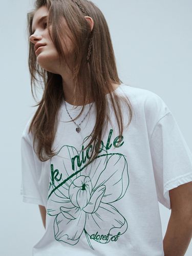 Nicole Vintage Flower Tee_Vintage Green - NICK&NICOLE - Modalova