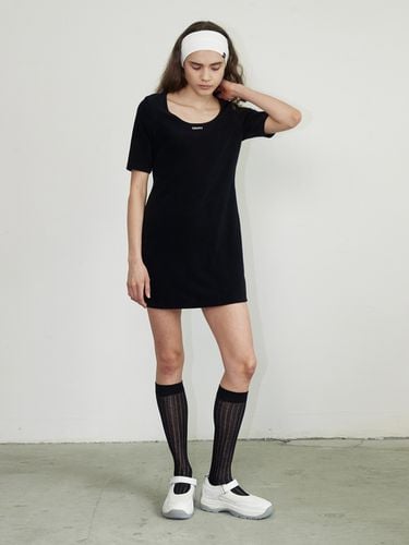 Back Hole Terry Dress_Black - Qduroy - Modalova