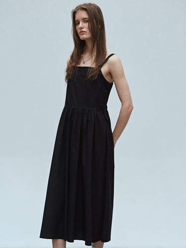 Nicole Basic Sleeveless Dress_Black - NICK&NICOLE - Modalova