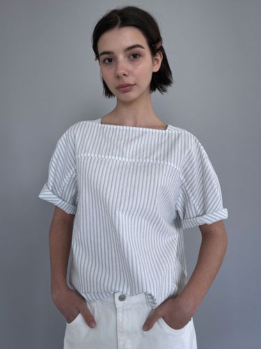 Square Rip Blouse_White - Studio Salt - Modalova