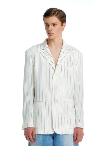 Stripe 3 Button Jacket_White - Theballon MEN - Modalova