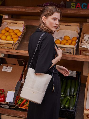 Jeanne Bucket Bag_Sand Stone + Black - JOY GRYSON - Modalova