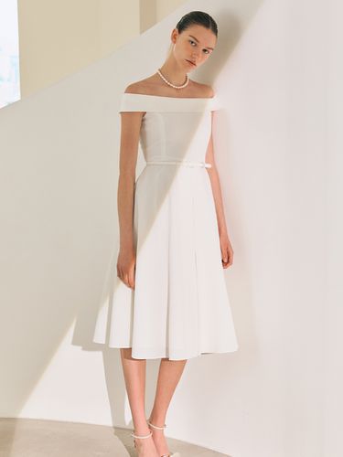 KATRINA Off Shoulder Midi Dress - BAU by Bride And You - Modalova