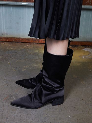 Satin Kimera Boots_Black - NEGATIVETHREE - Modalova