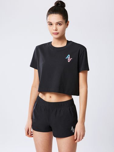 Dust Proof Short Sleeve Crop T-Shirt_Black - AKIII CLASSIC - Modalova