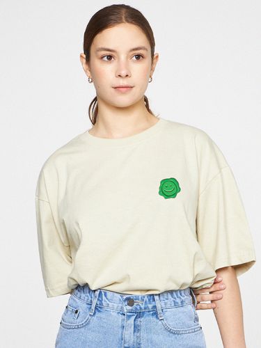 UNISEX] Green Sealing Small Drawing Smile T-shirt - GRAVER - Modalova